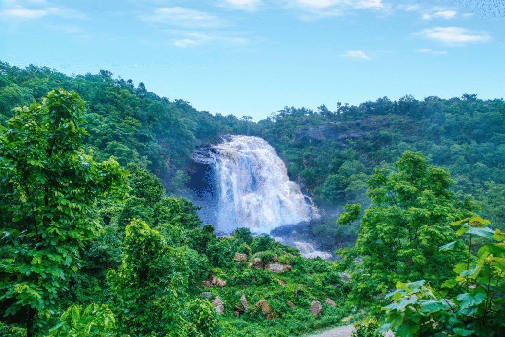 Hundru Falls